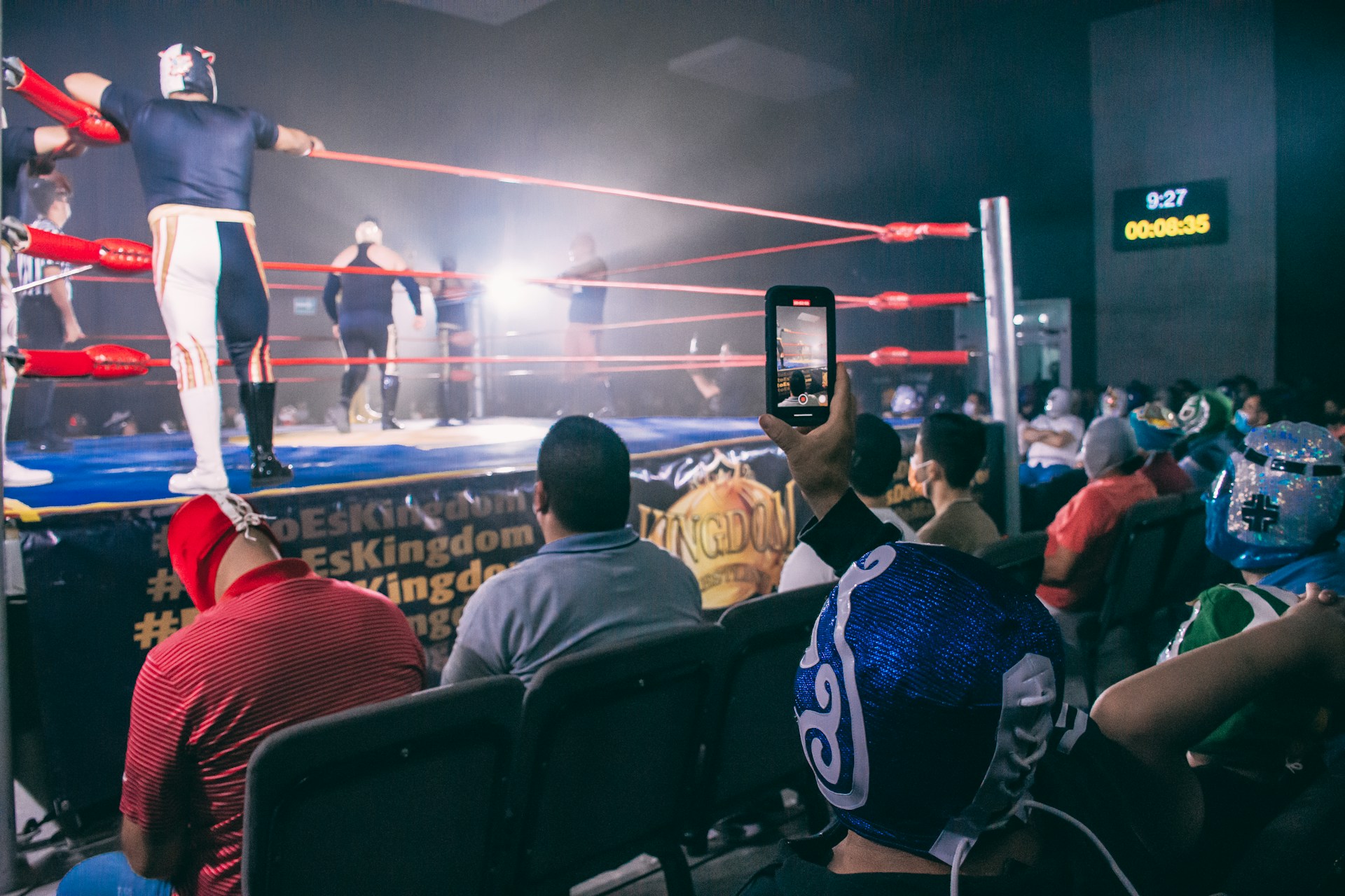 WWE 크라운 주얼 2025: 팬들을 놀라게 할 5가지 잠재적 시나리오